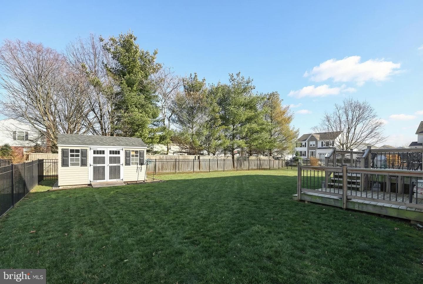 1 Hickory Lane photo 32