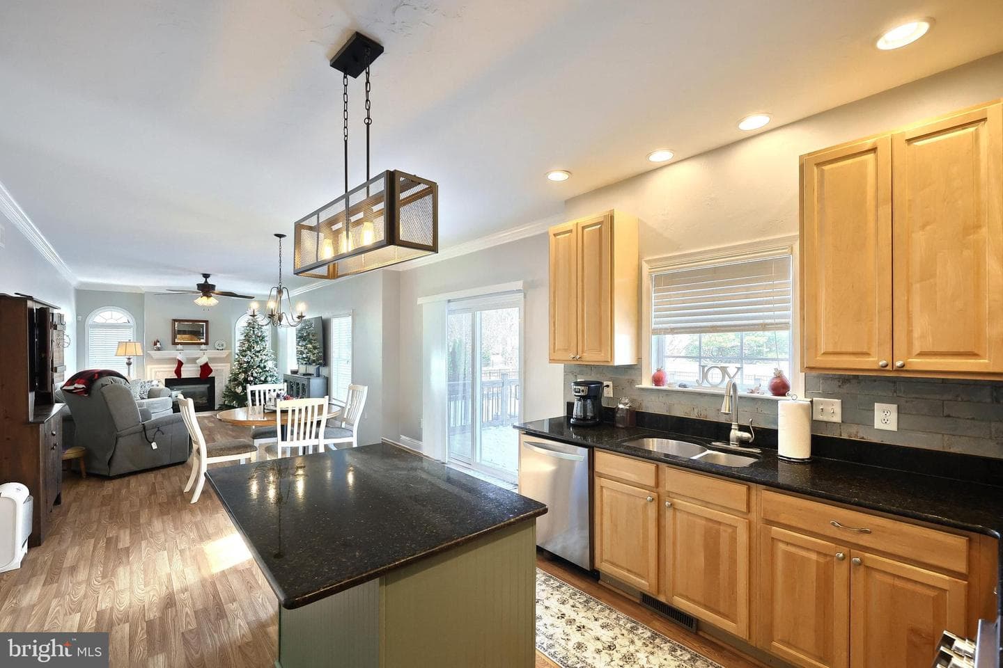 1 Hickory Lane photo 6