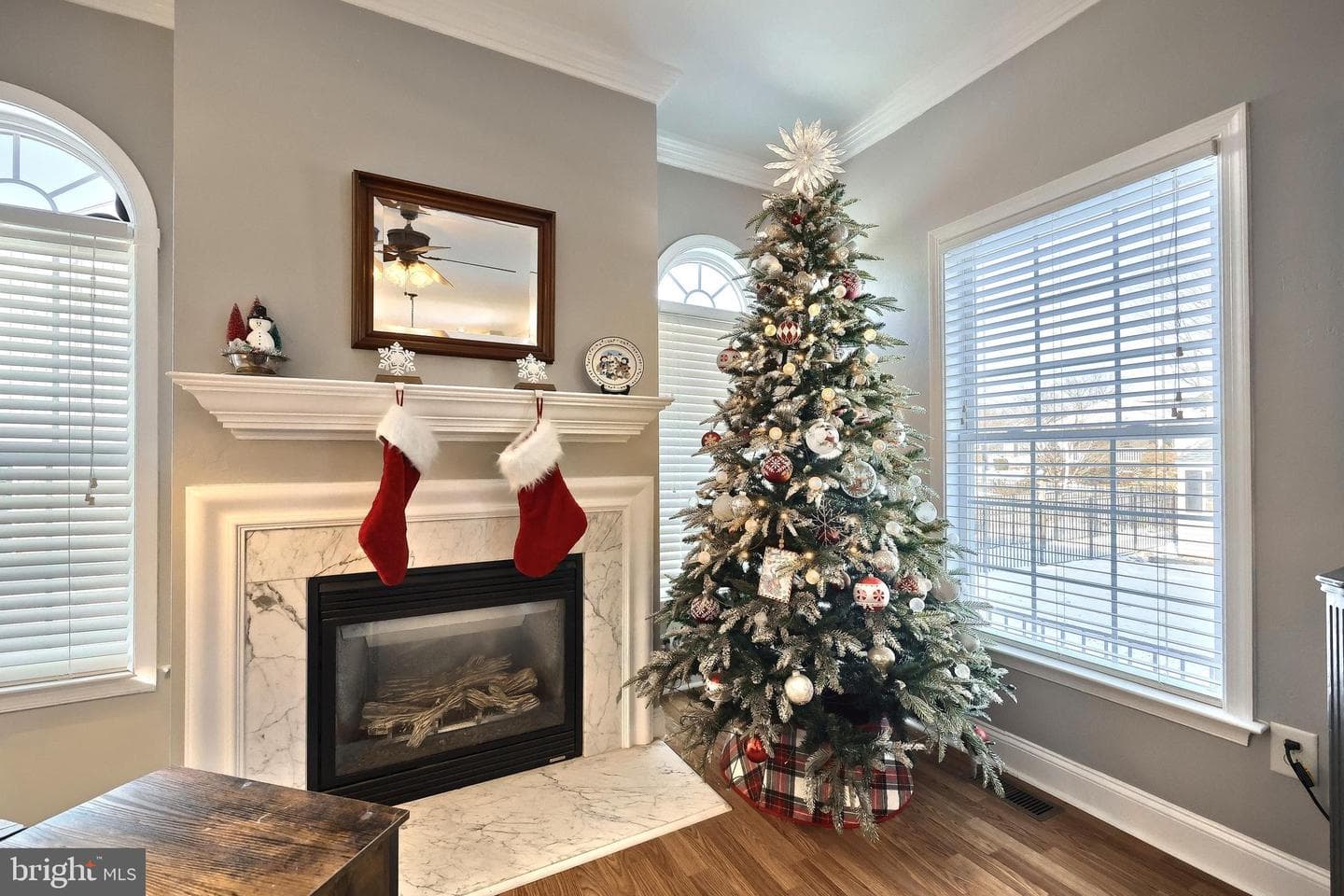 1 Hickory Lane photo 8