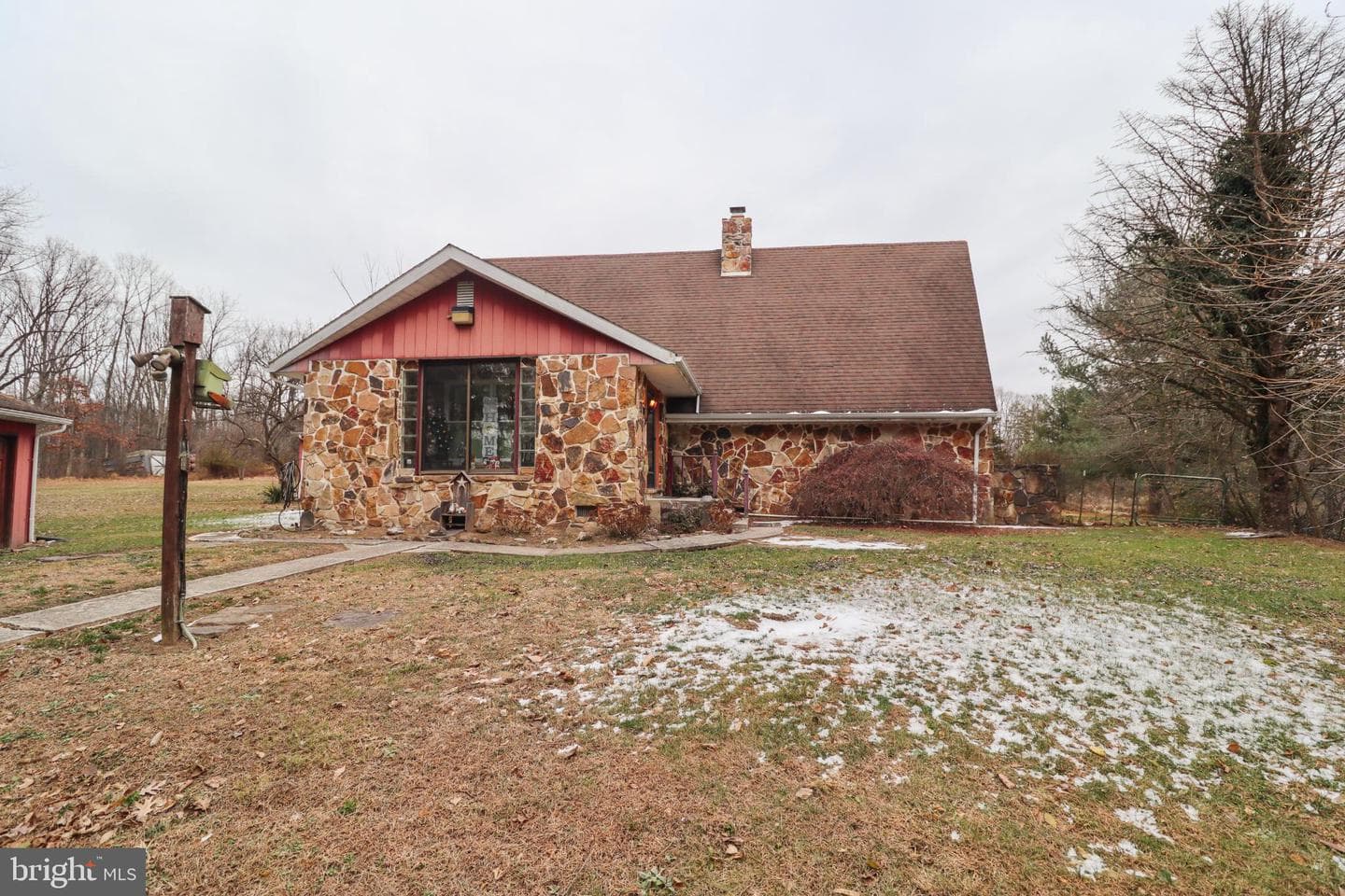 81 Rupp Road photo 2