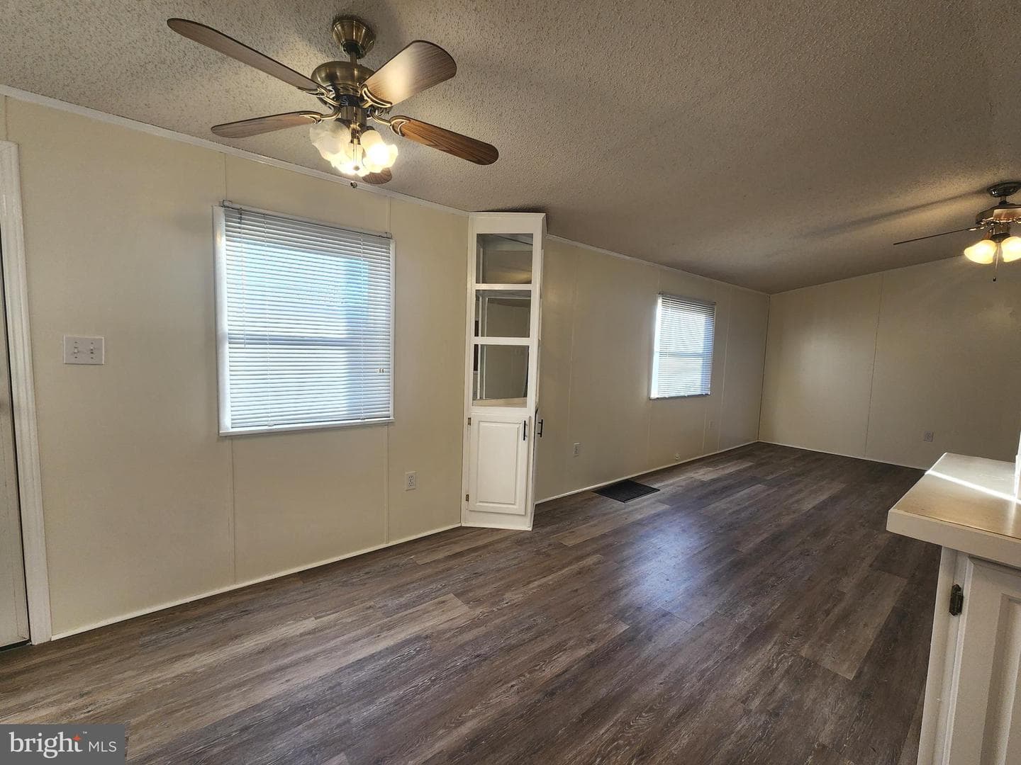 63 Walker Avenue photo 10