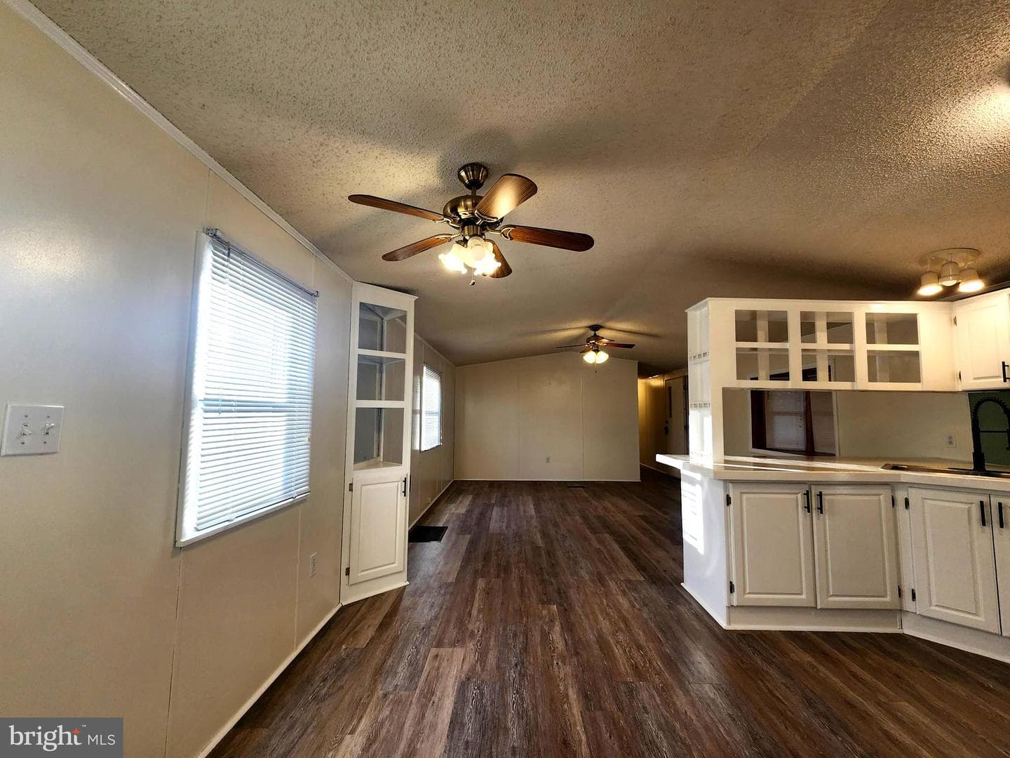 63 Walker Avenue photo 15