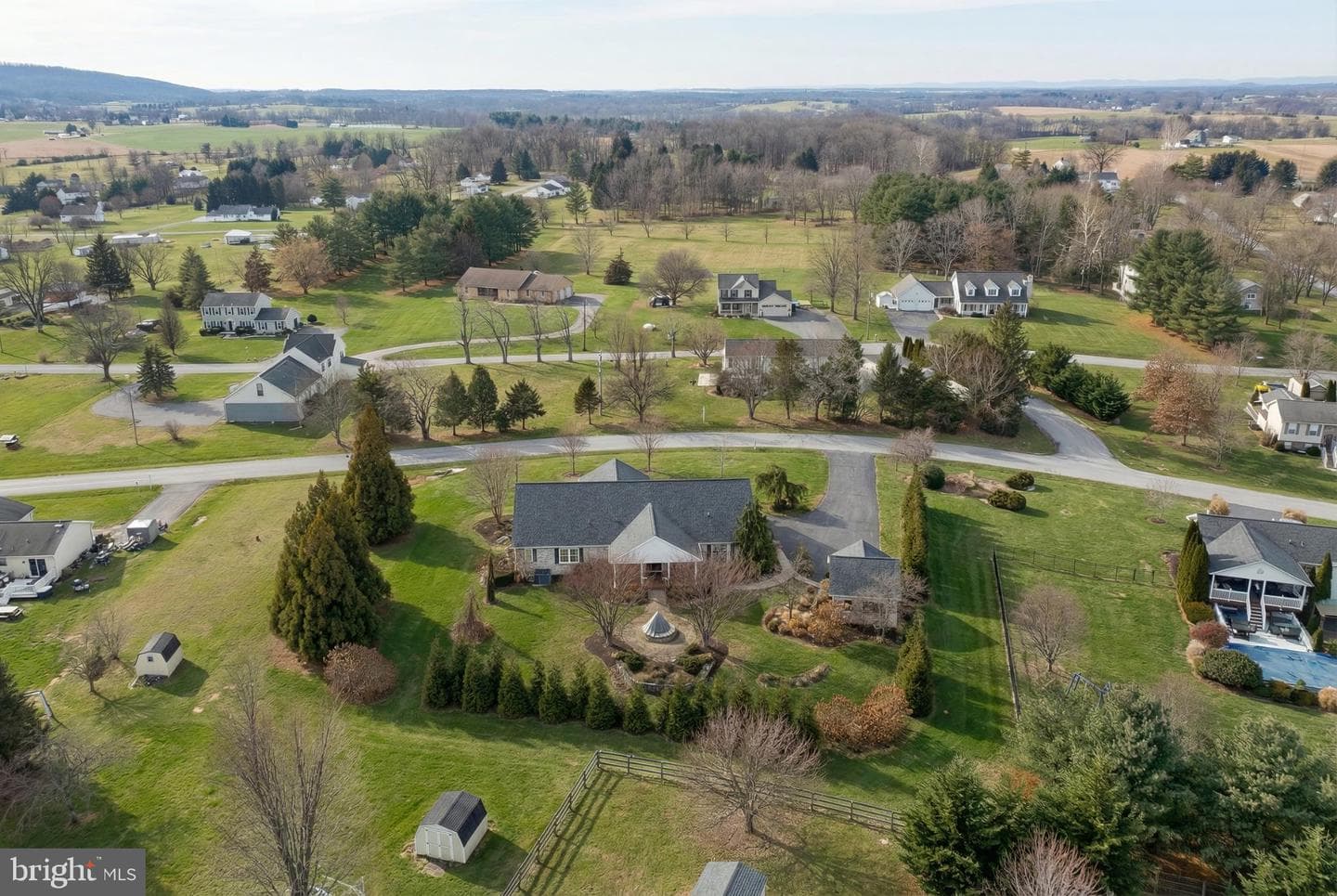 60 Hunters Circle photo 53