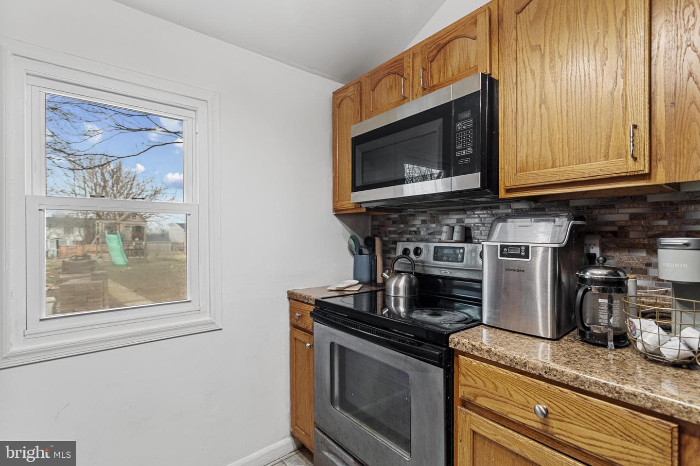 141 W King Street photo 10