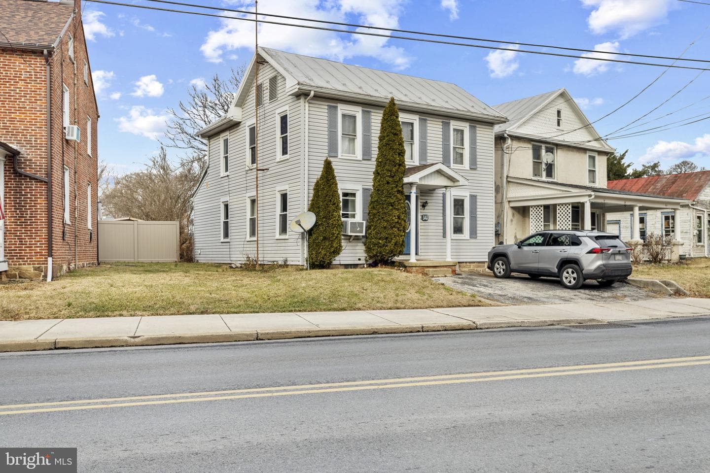 141 W King Street photo 3