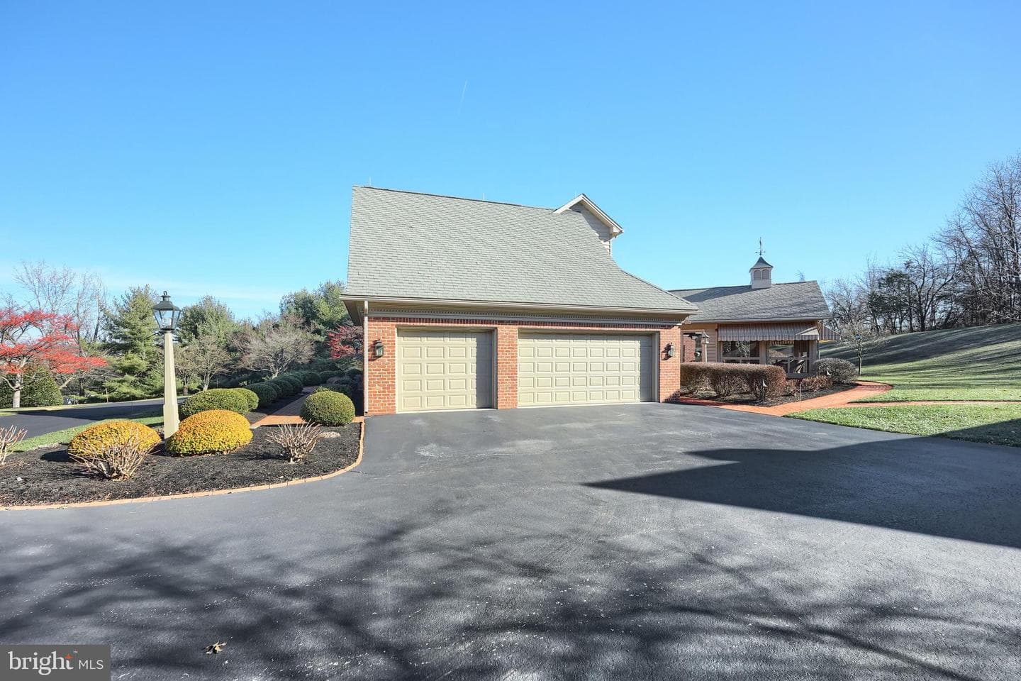 245 Orchard Drive photo 58