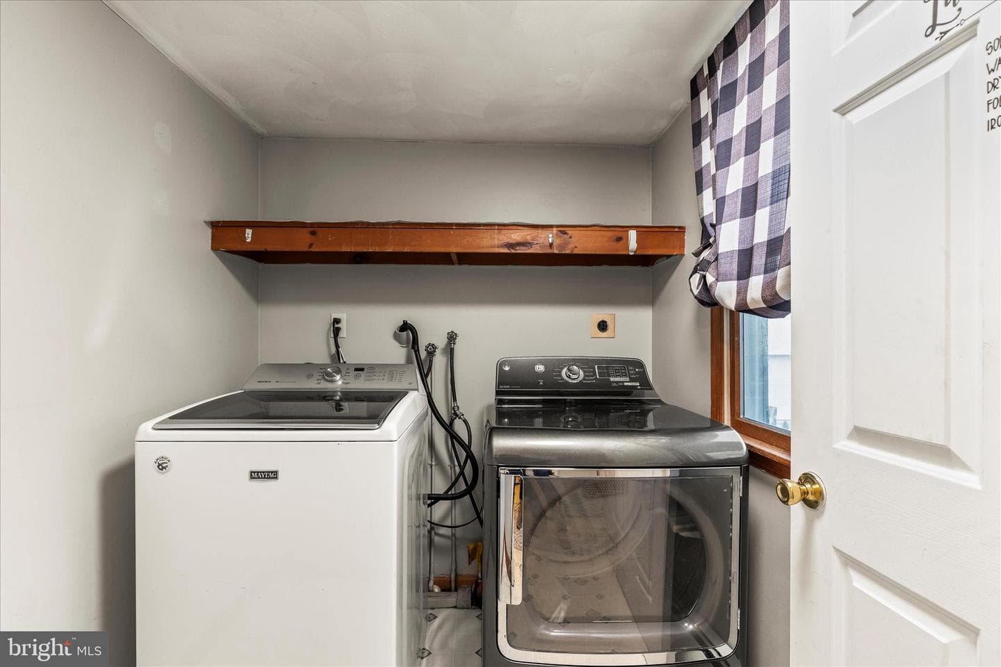 308 Abbottstown Street photo 12