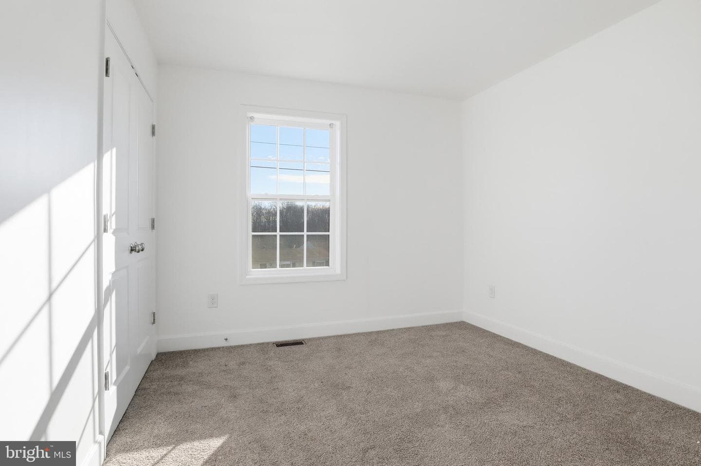 1486 New Chester Road photo 18