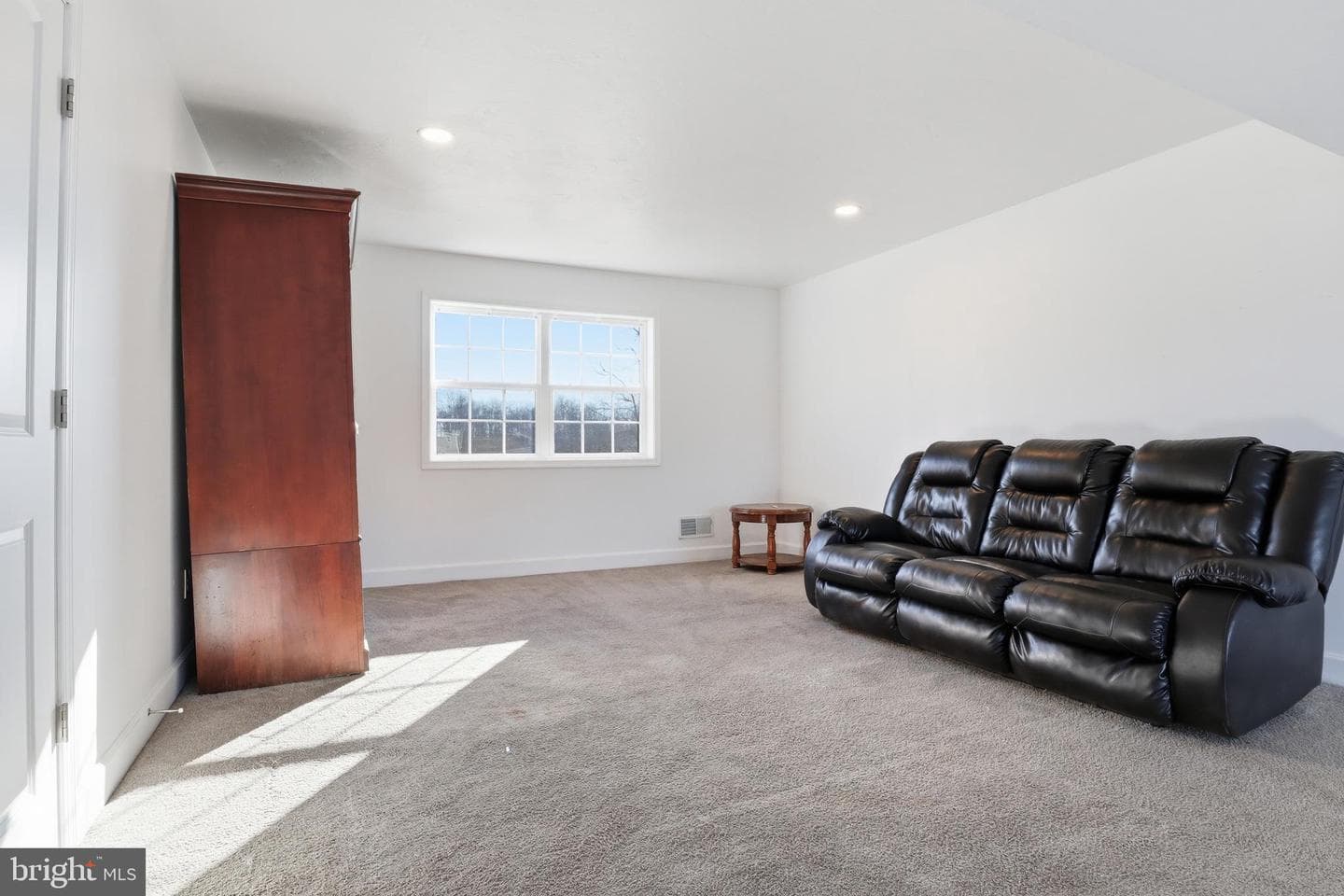 1486 New Chester Road photo 31