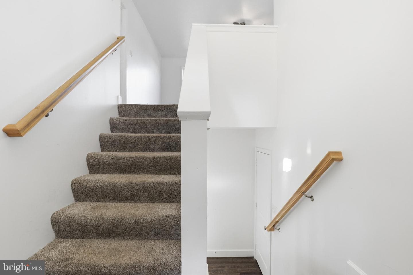 1486 New Chester Road photo 7