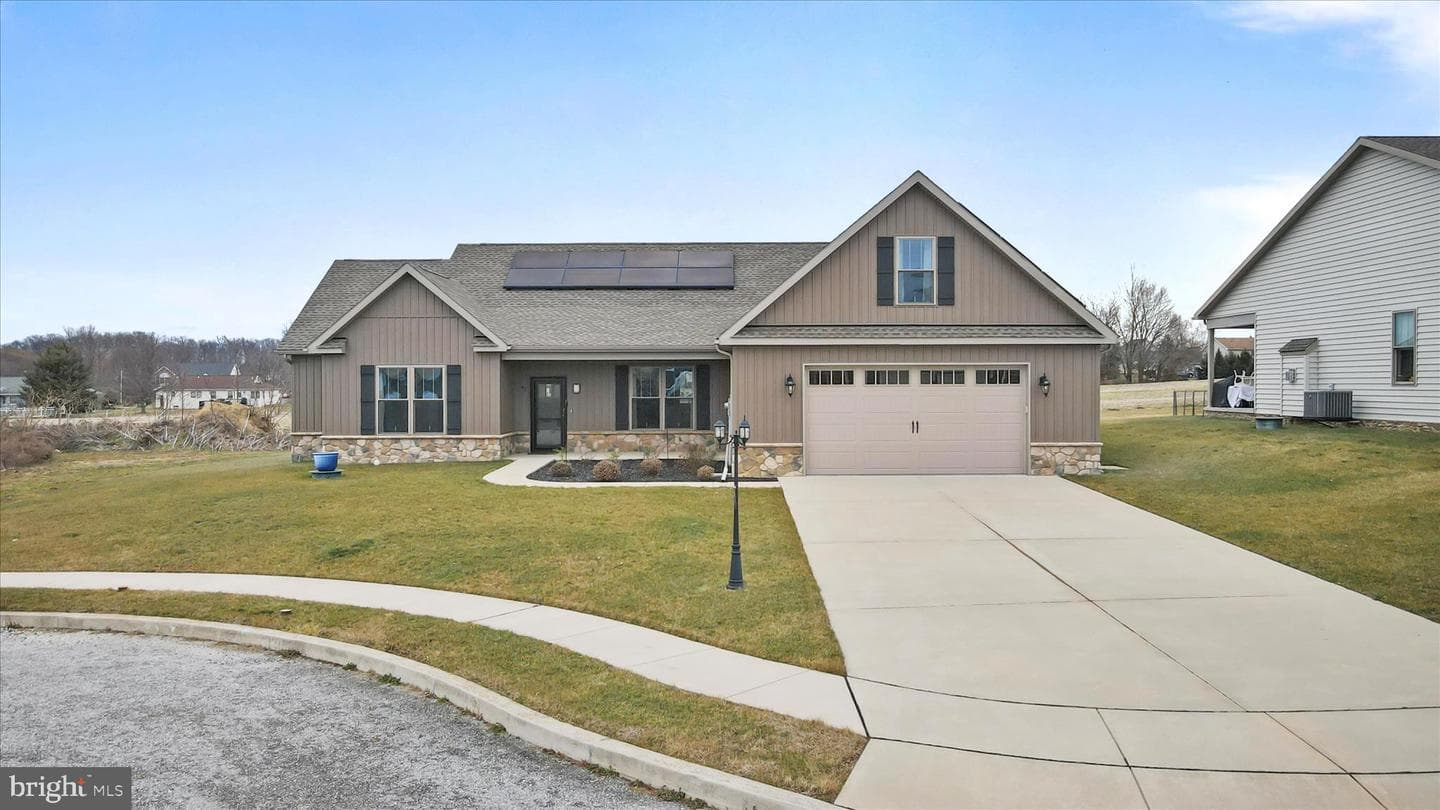 41 Smith Circle, Littlestown