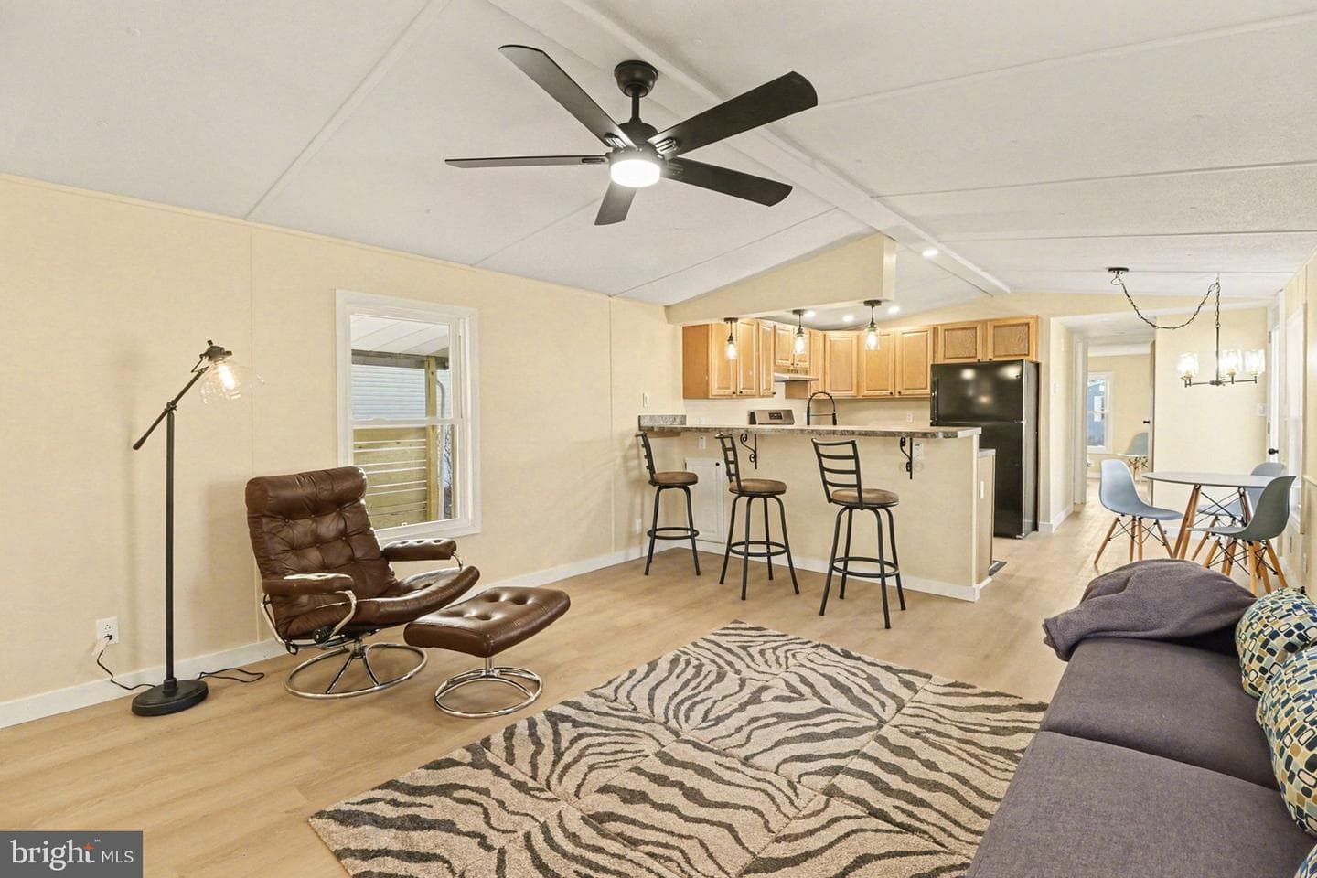 306 Benning Avenue photo 8