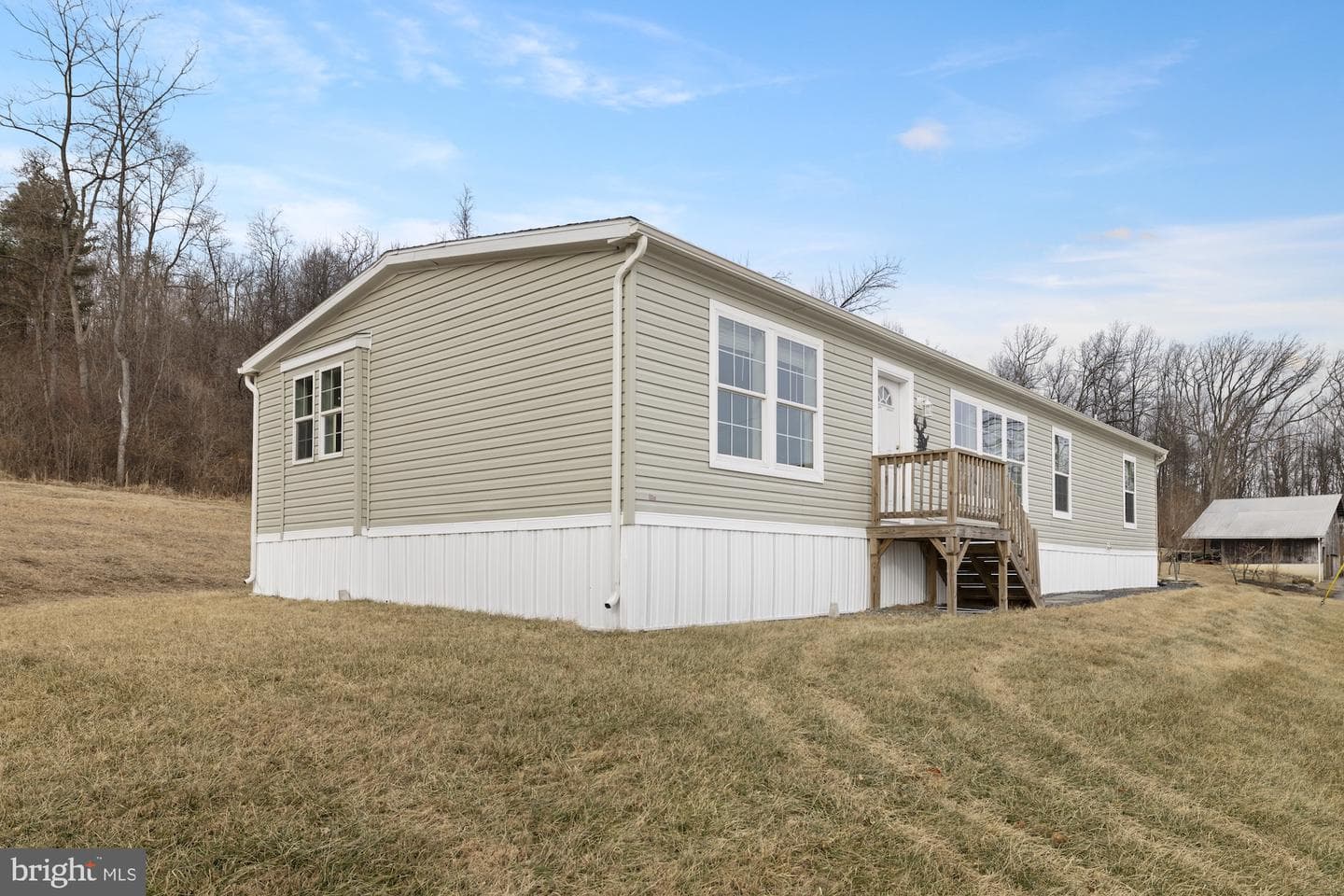 232 Hilltop Road photo 2