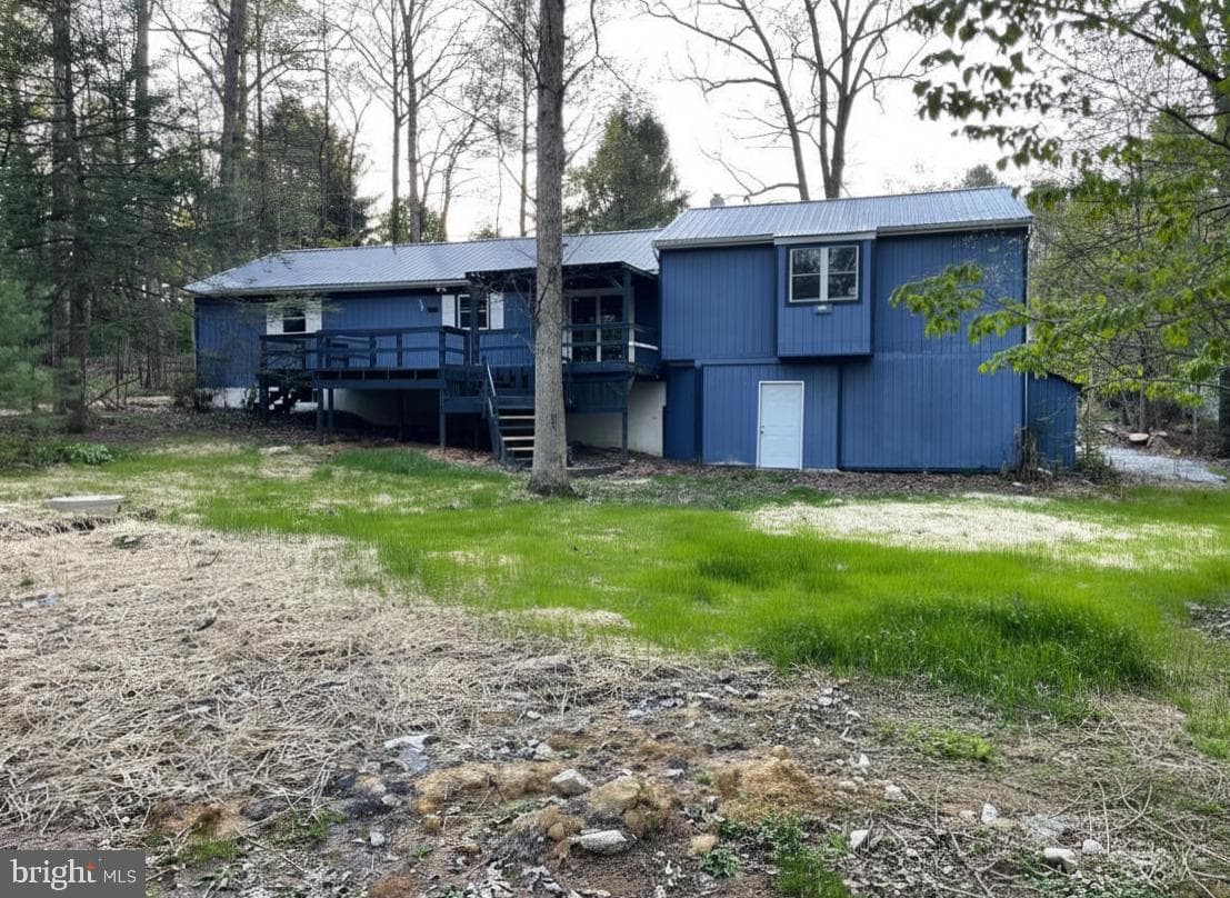203 Pebble Lane photo 3