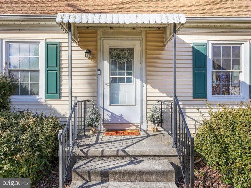 2960 Hanover Pike photo 4