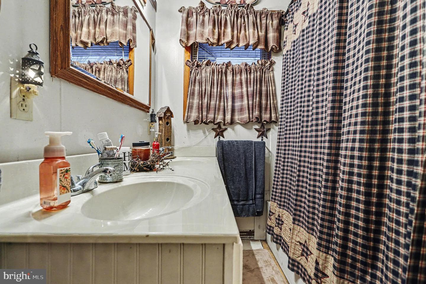 1245 Harney Road photo 21