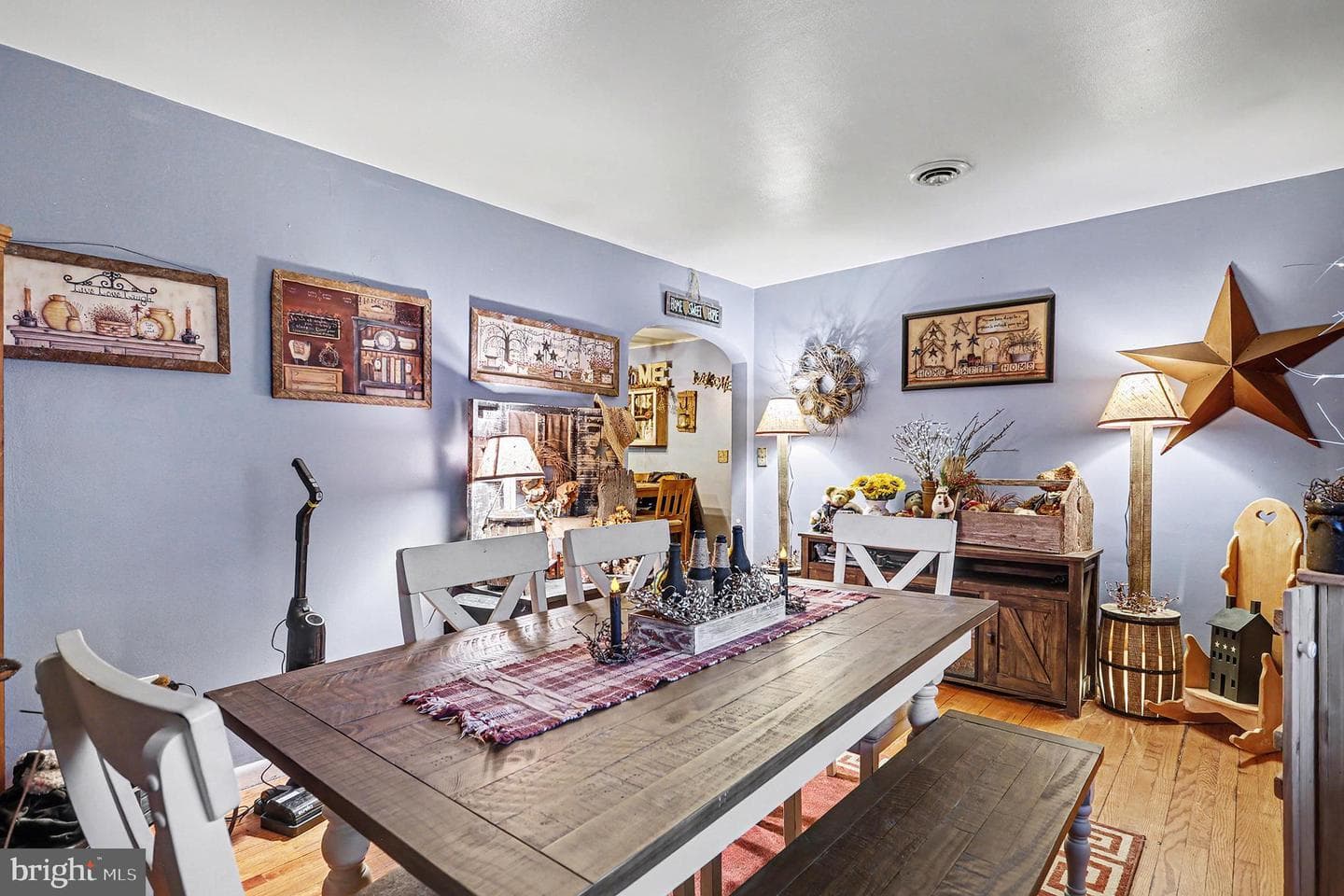 1245 Harney Road photo 5