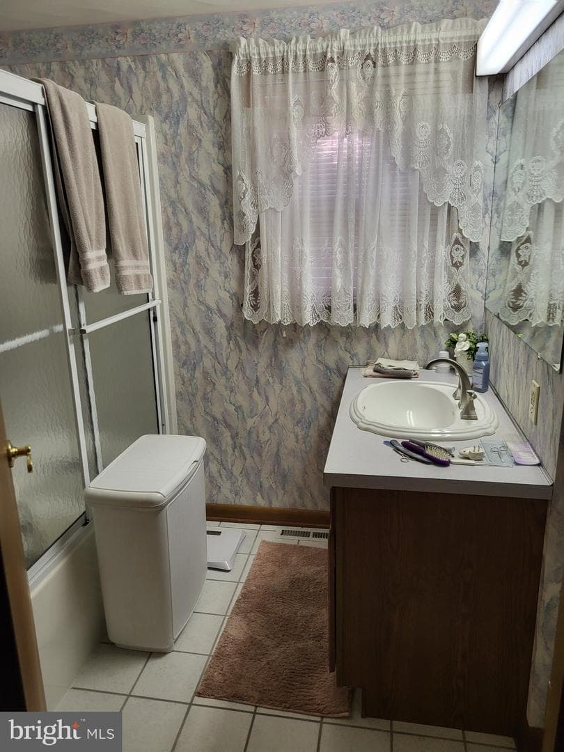 121 Michelle Drive photo 12