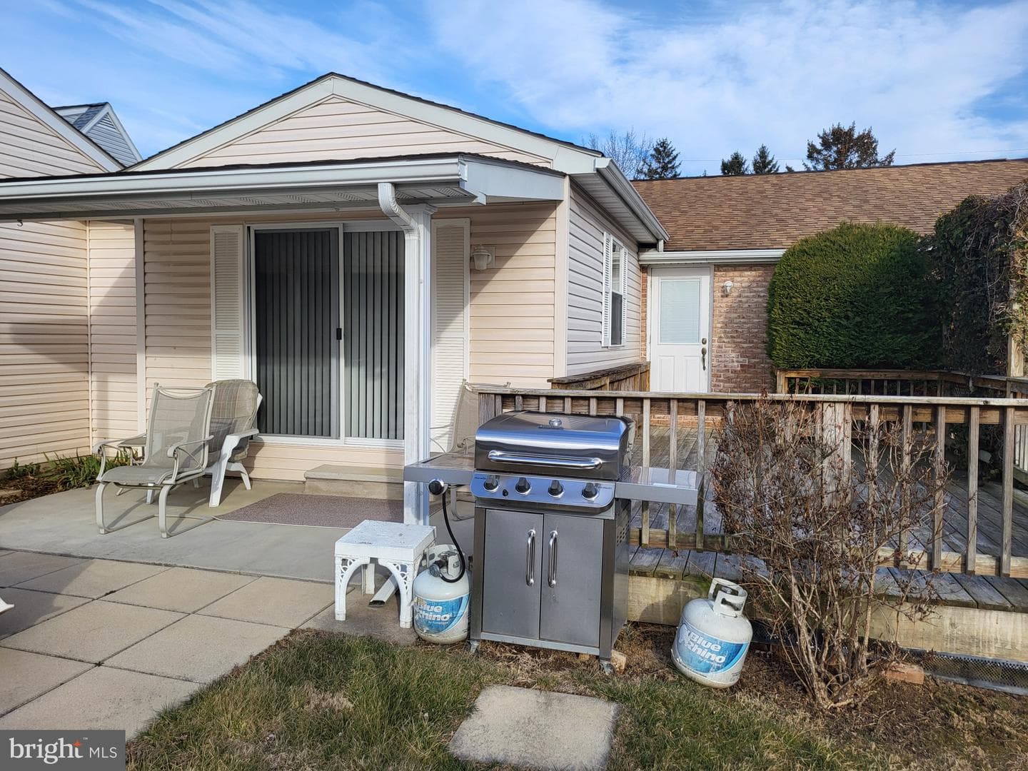 121 Michelle Drive photo 18