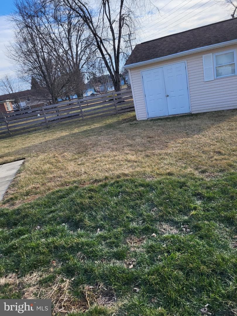 121 Michelle Drive photo 20