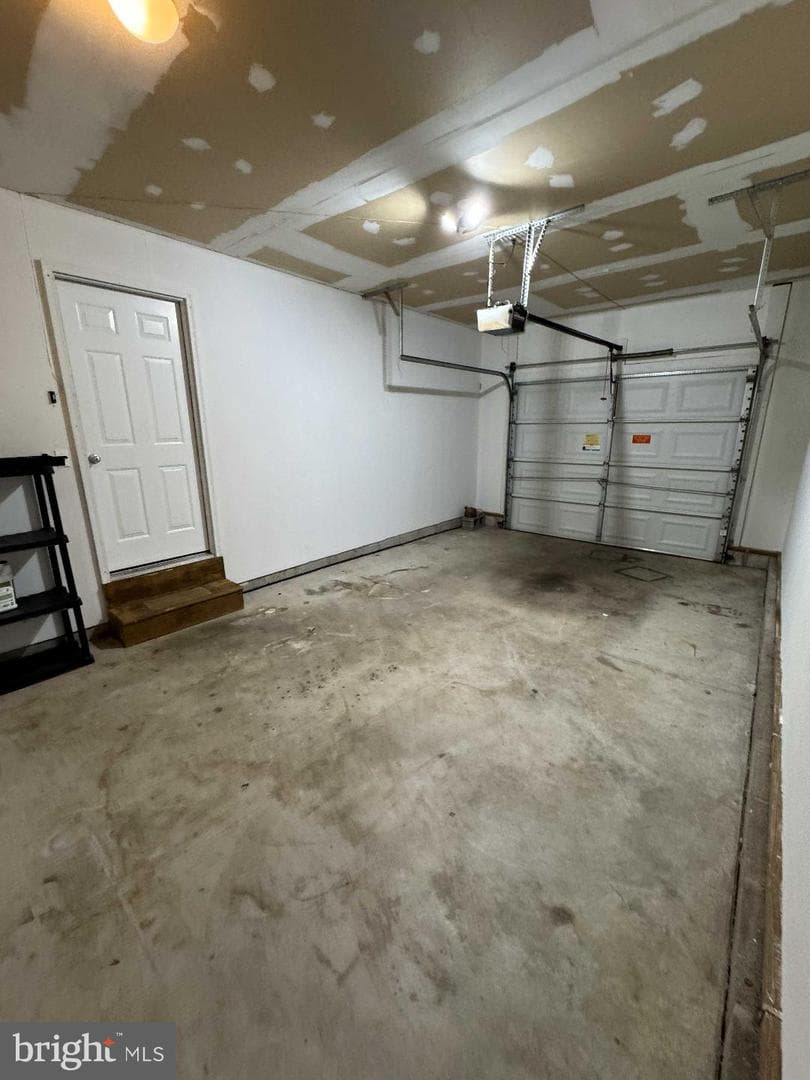 200 Skyview Circle photo 15