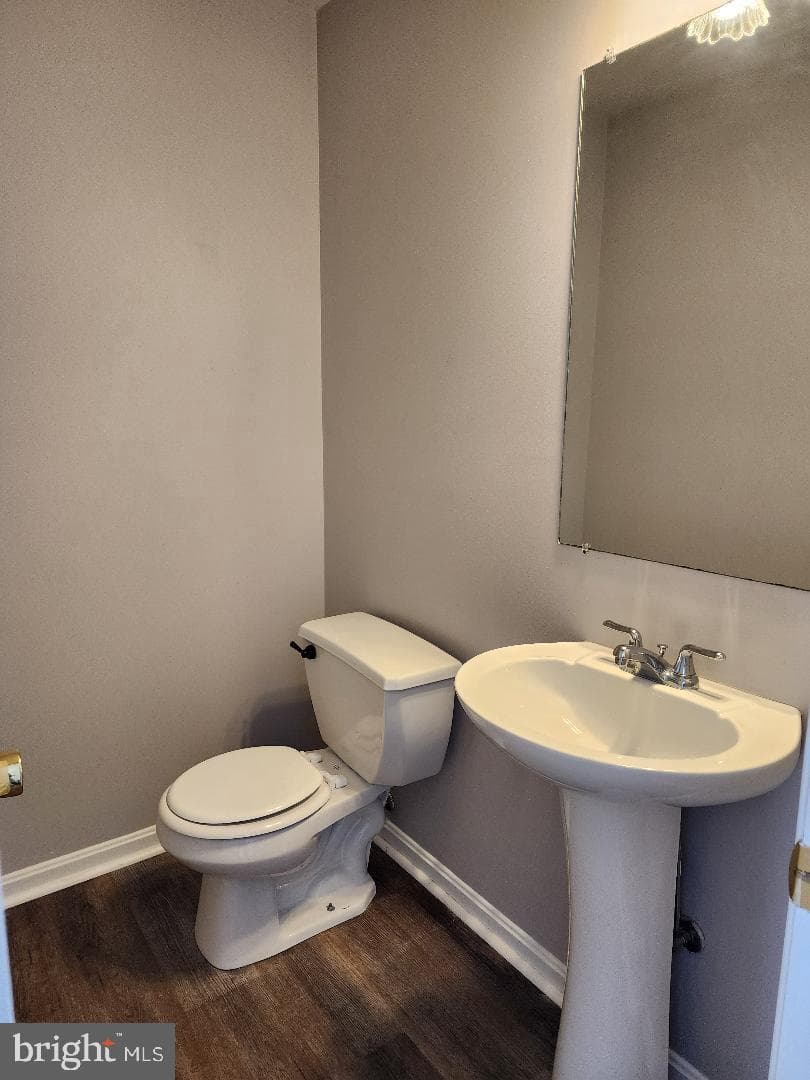 200 Skyview Circle photo 5