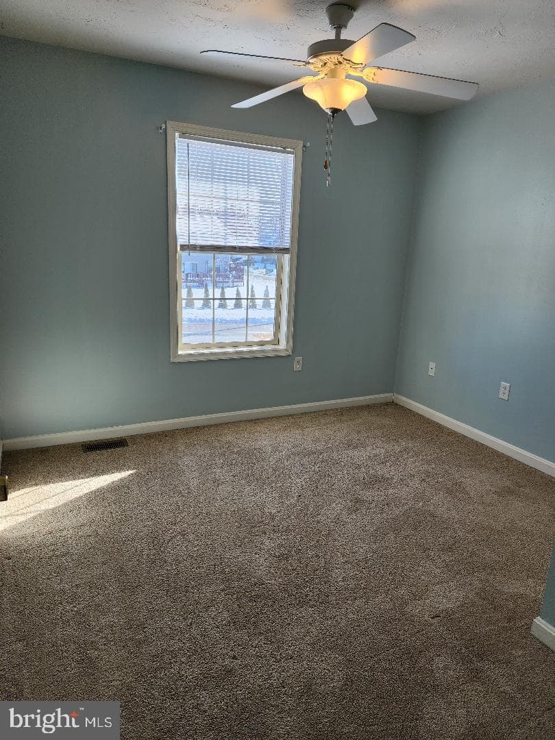 200 Skyview Circle photo 9