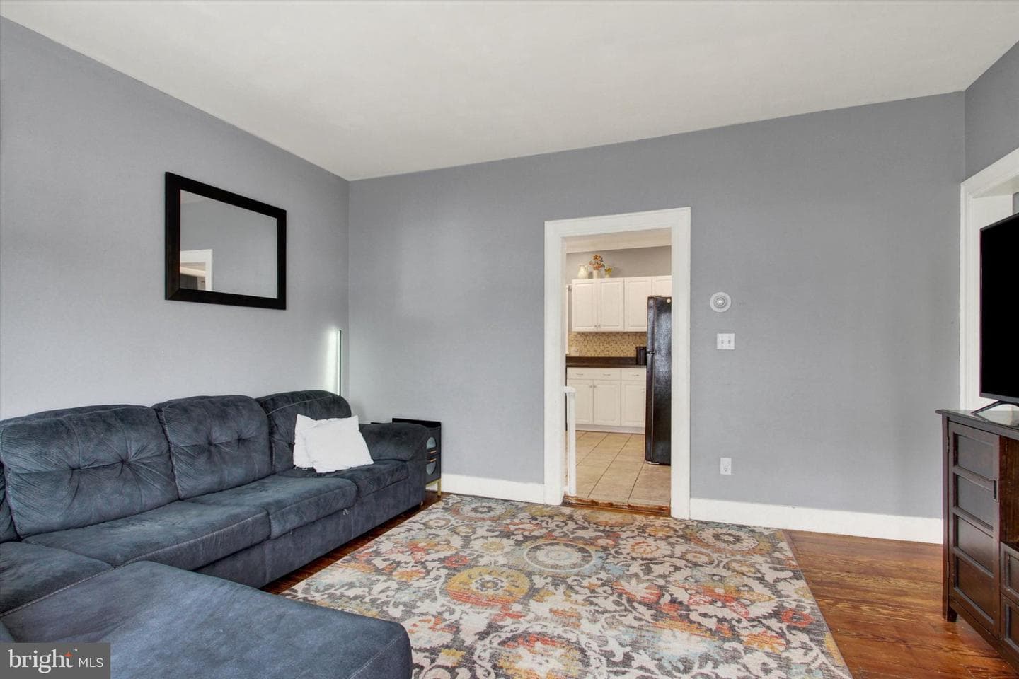 102 N Queen Street photo 28