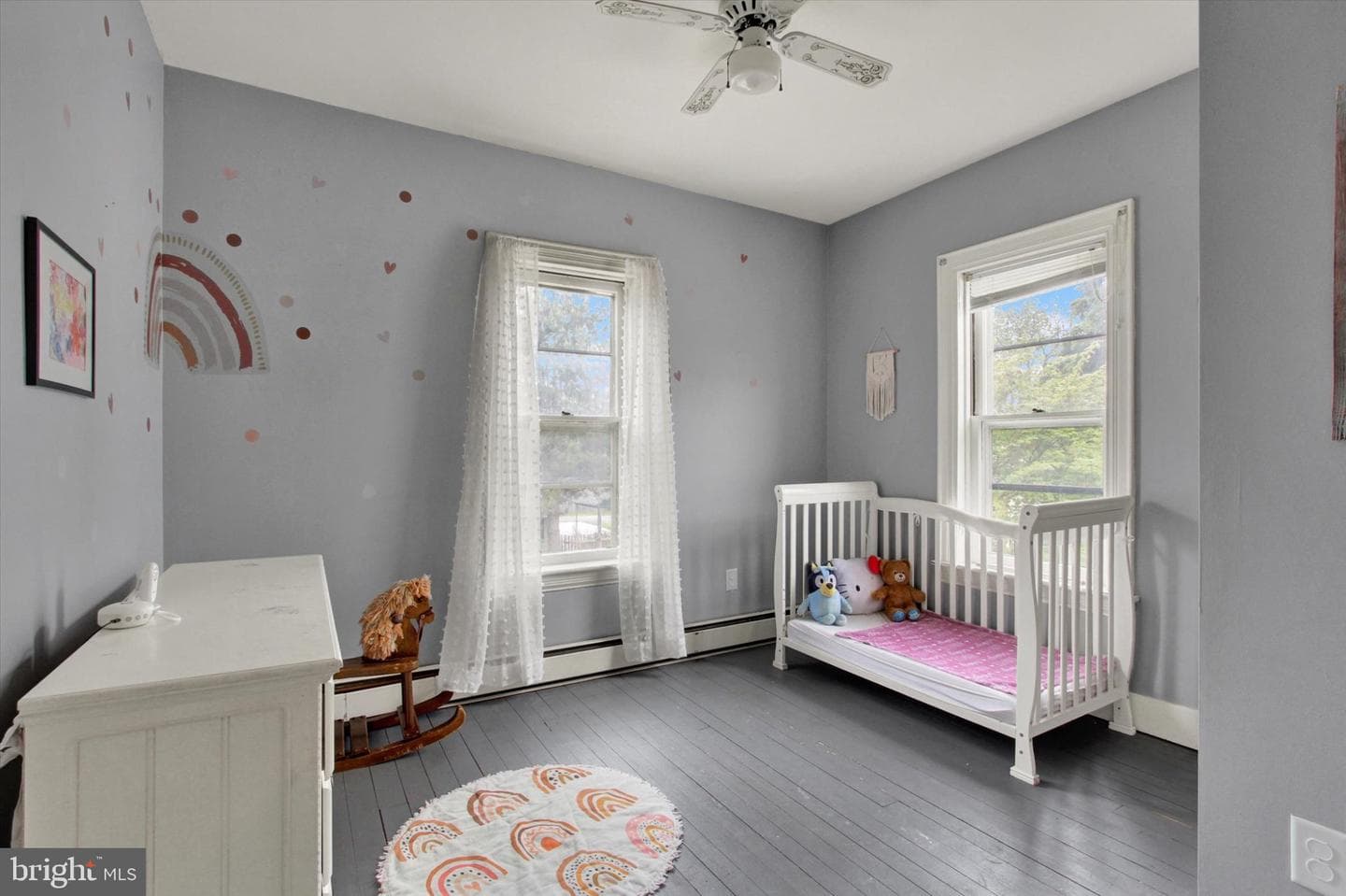 102 N Queen Street photo 38
