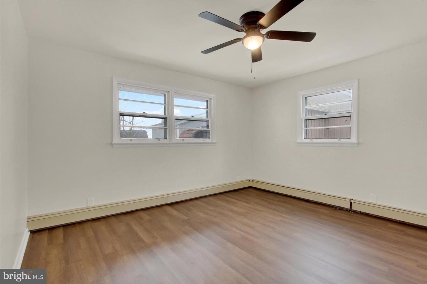 108 S Hickory Lane photo 12