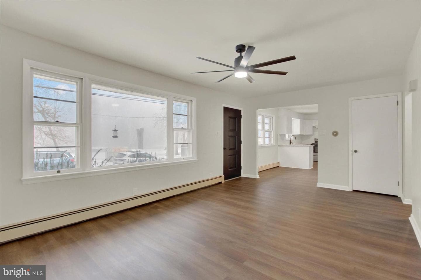 108 S Hickory Lane photo 6