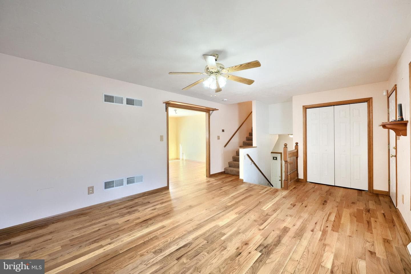 9 Wheatland Drive photo 10
