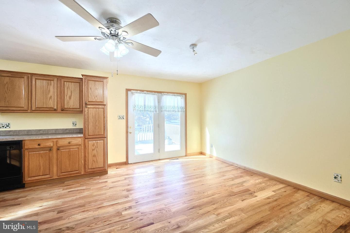 9 Wheatland Drive photo 14