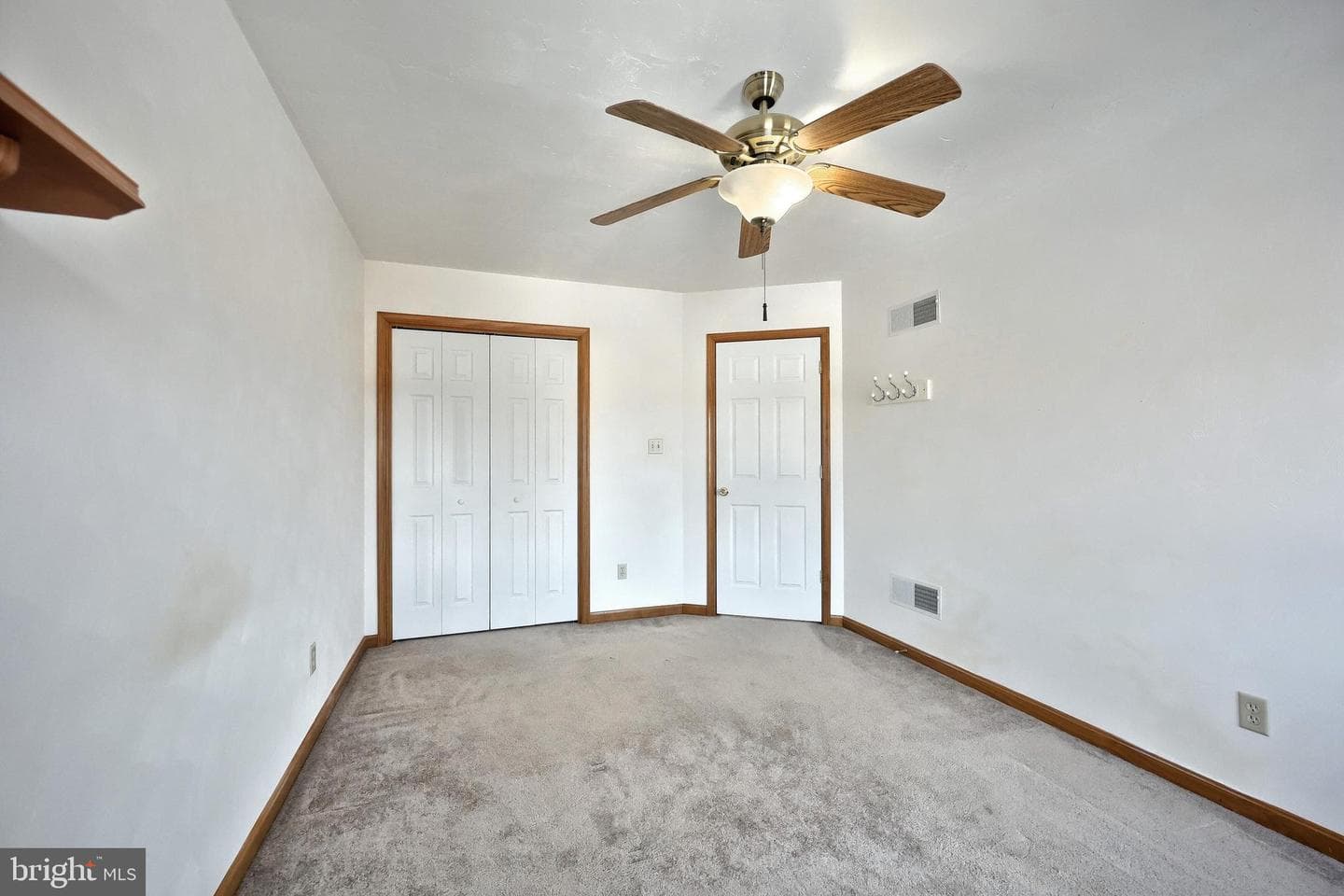 9 Wheatland Drive photo 27