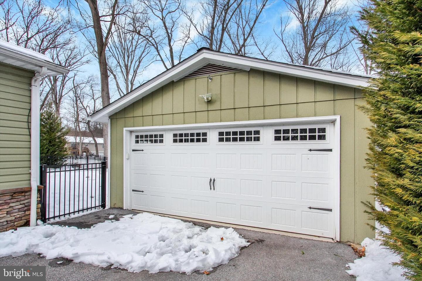 243 Forrest Drive photo 22