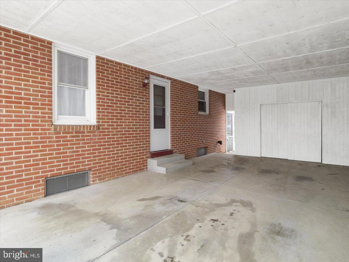 507 Ridge Avenue photo 26