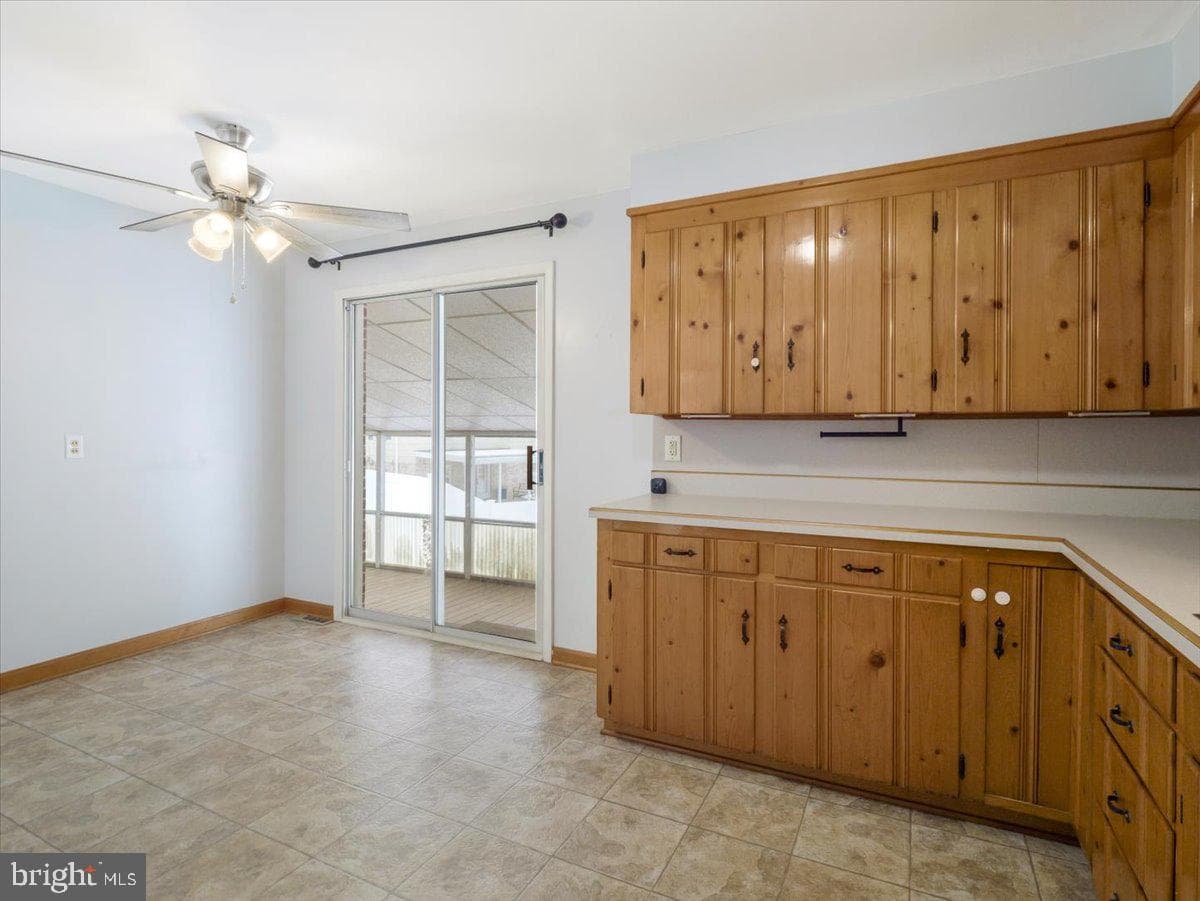 507 Ridge Avenue photo 8