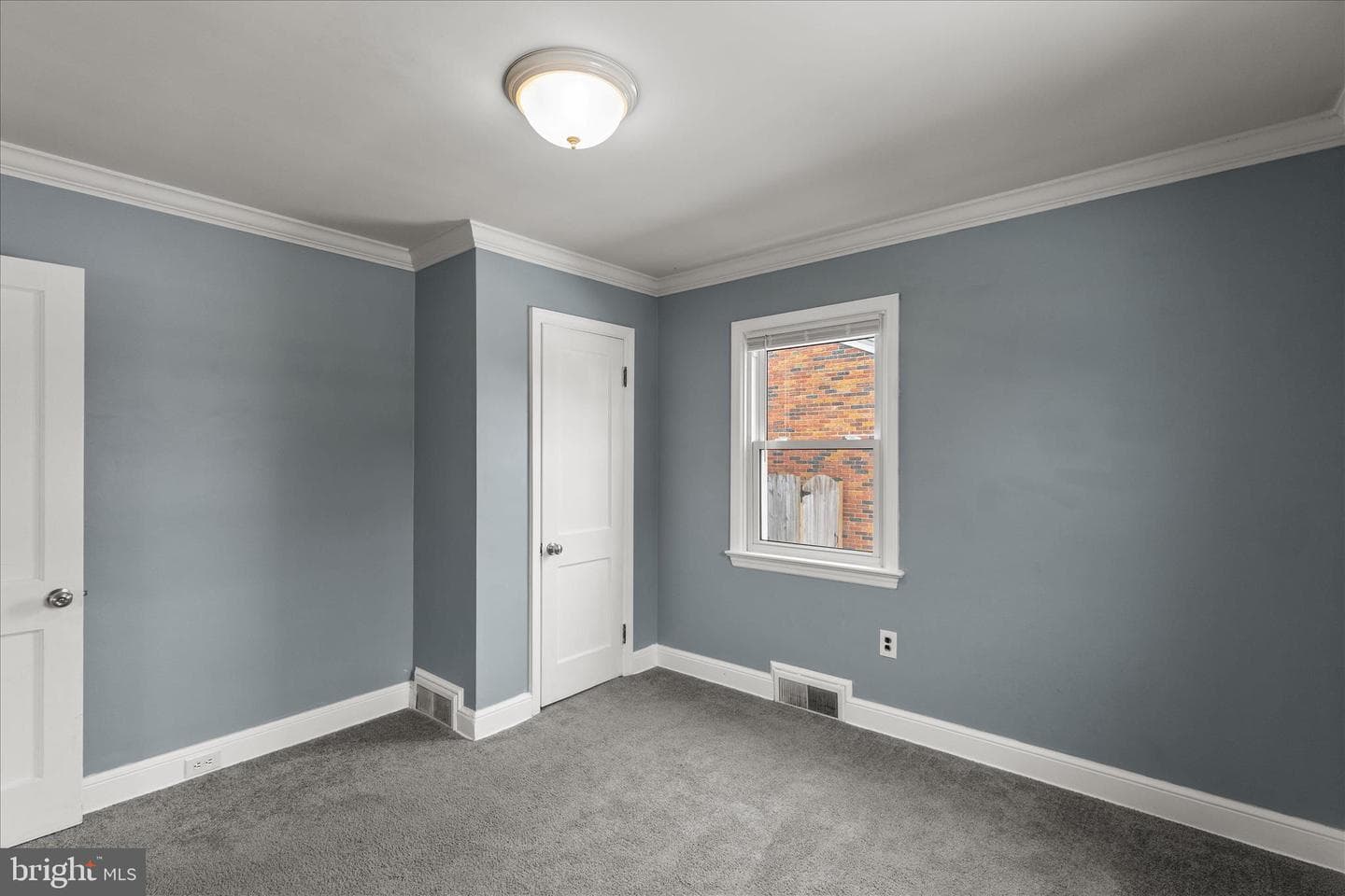 72 Patrick Avenue photo 12
