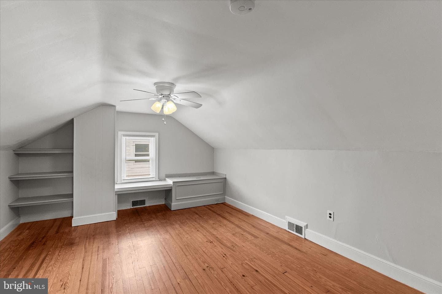 72 Patrick Avenue photo 18