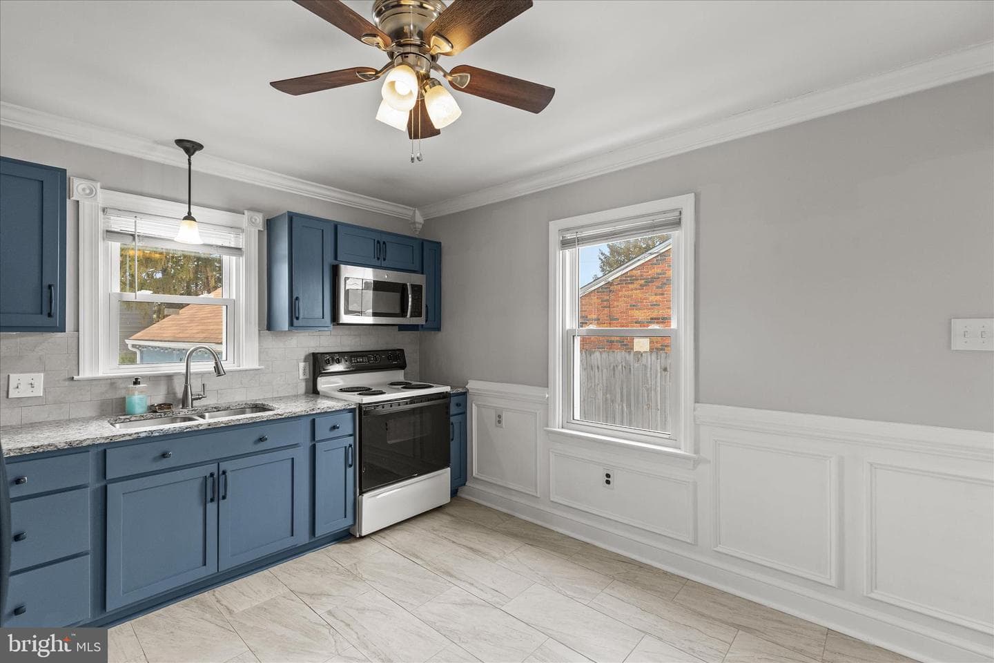 72 Patrick Avenue photo 8