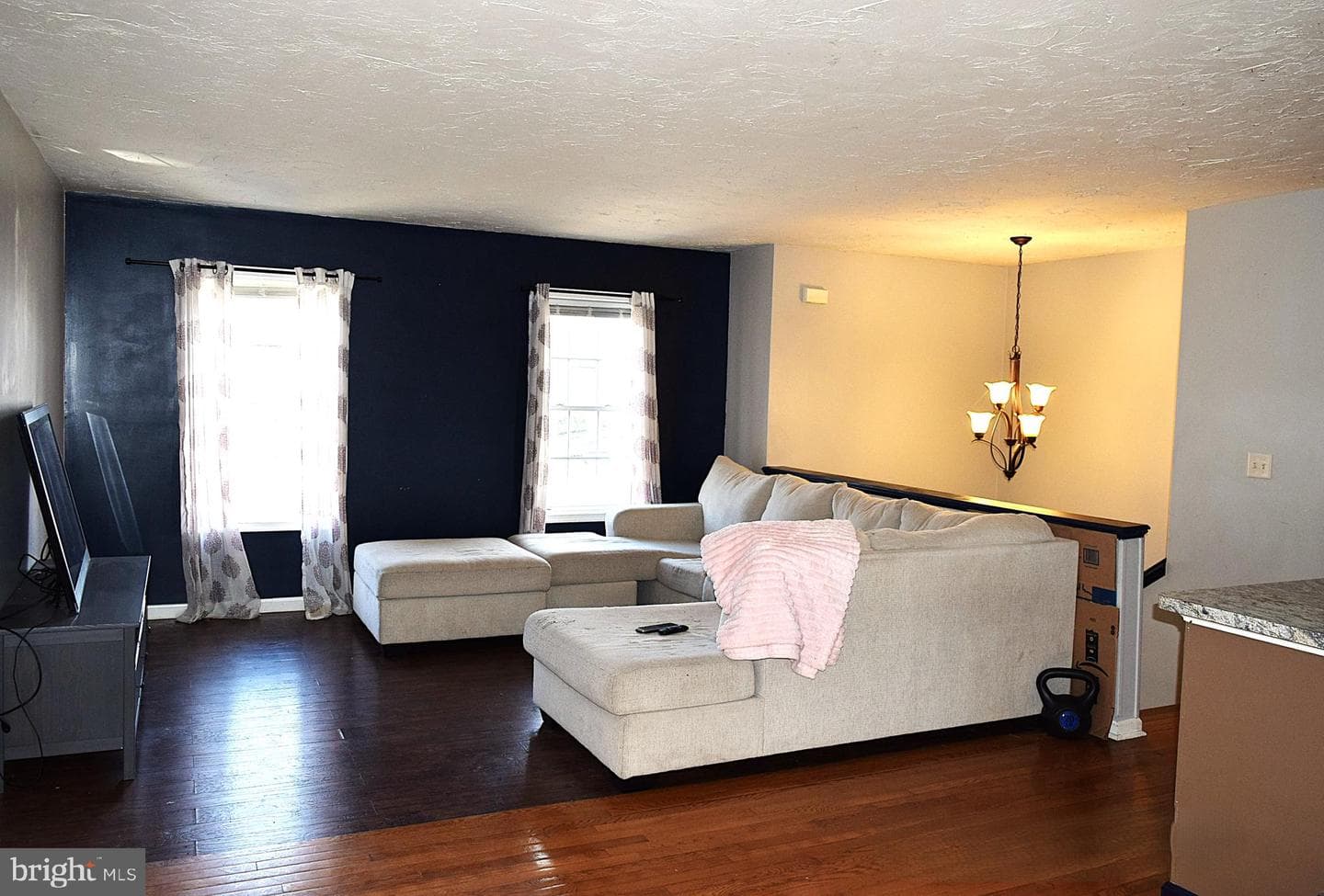 99 Jessica Drive photo 11