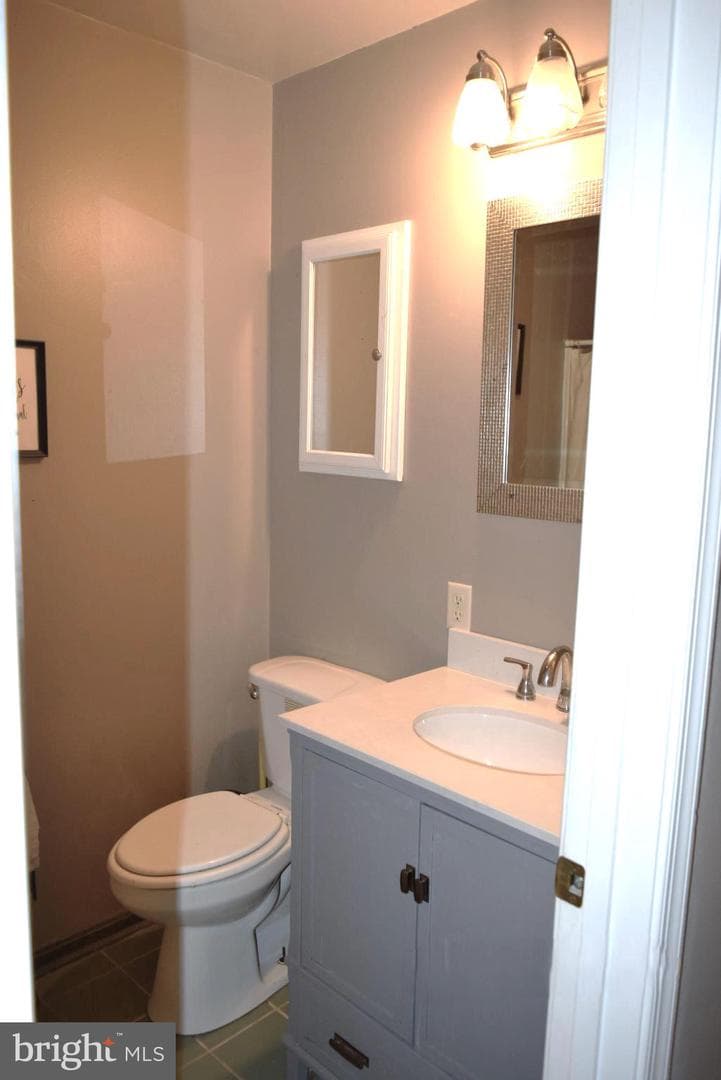 99 Jessica Drive photo 18
