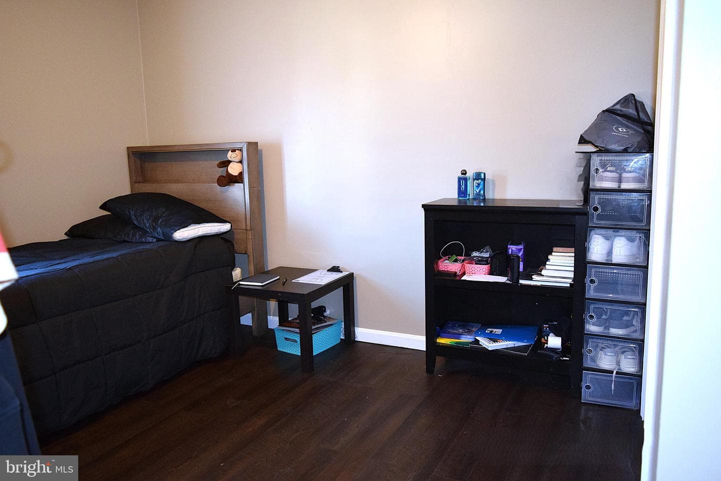 99 Jessica Drive photo 25