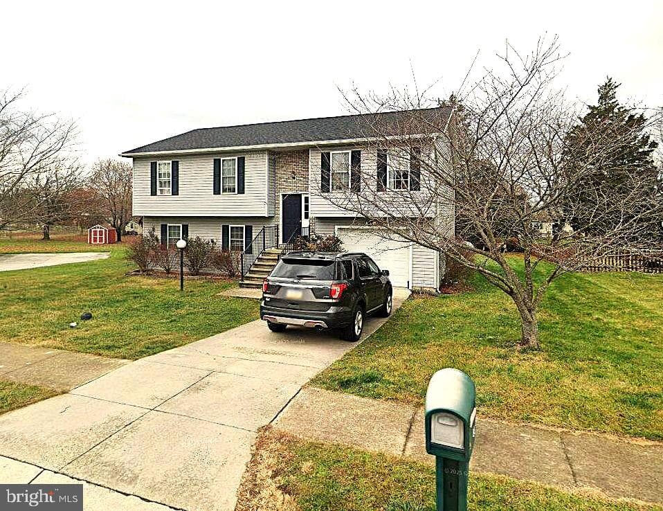 99 Jessica Drive photo 31