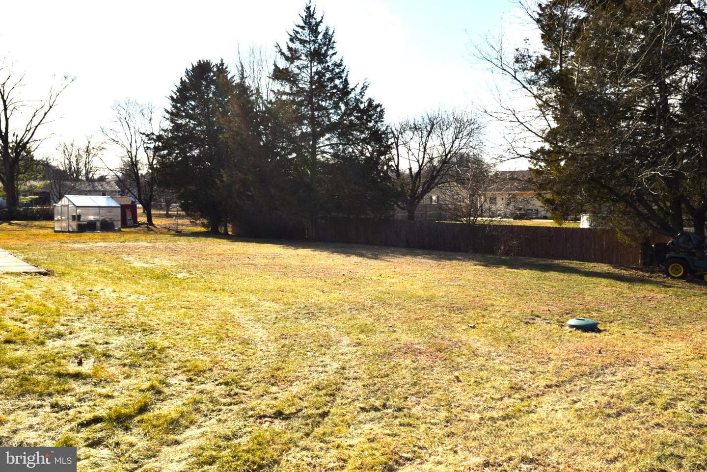 99 Jessica Drive photo 35