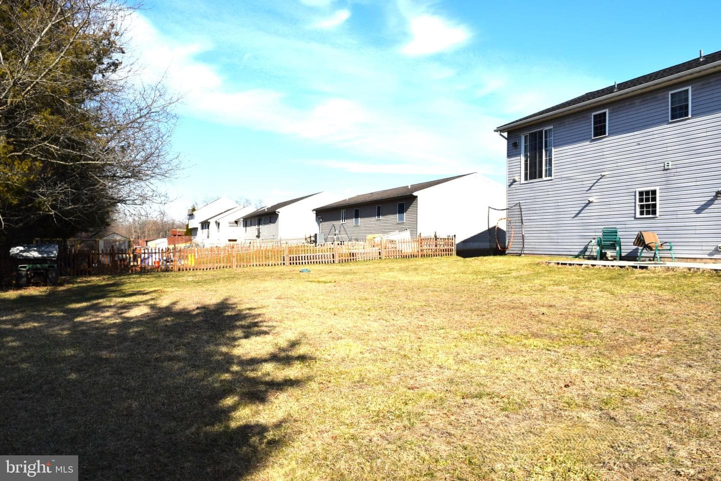 99 Jessica Drive photo 4
