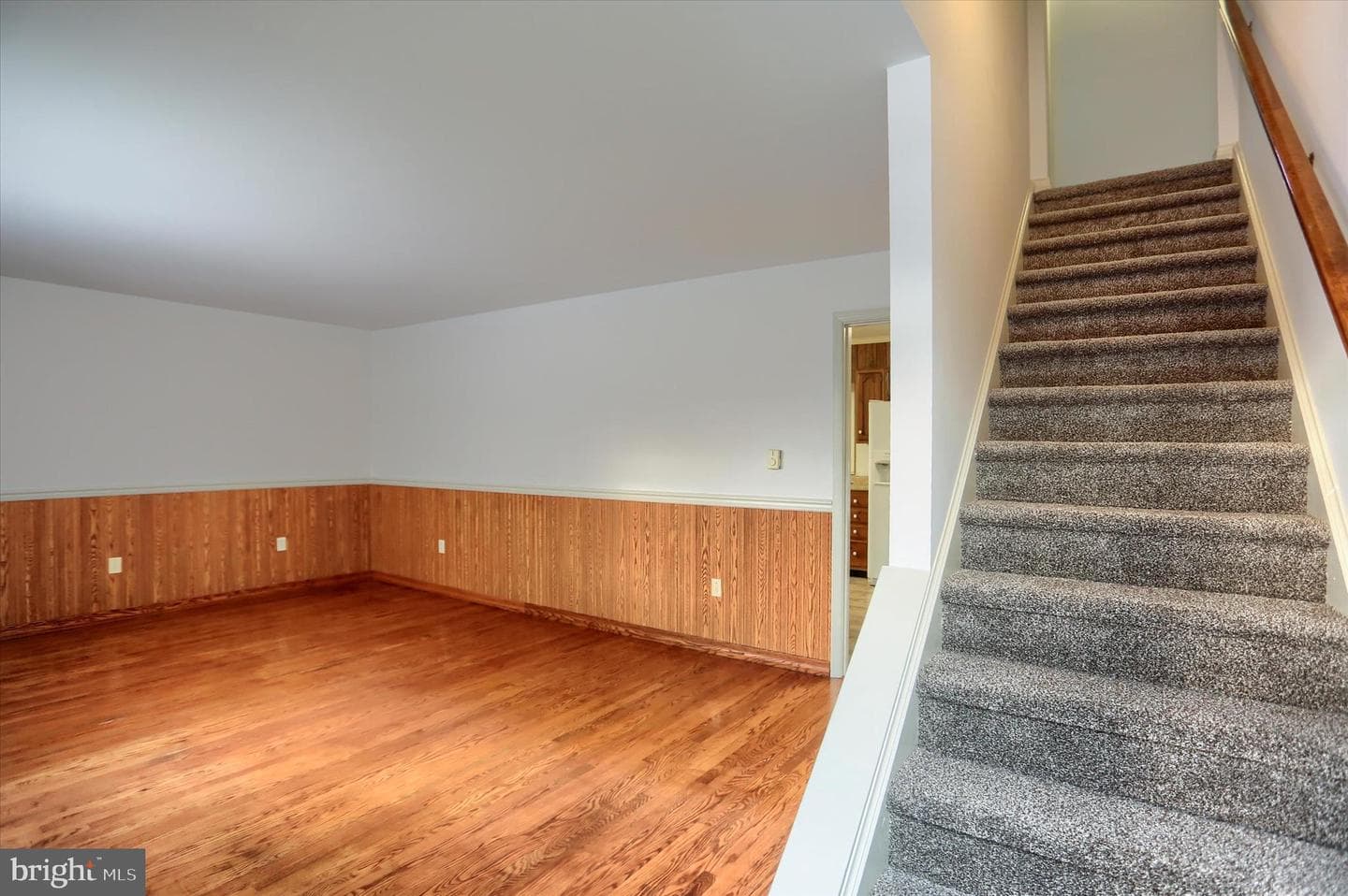 202 Lindy Avenue photo 5