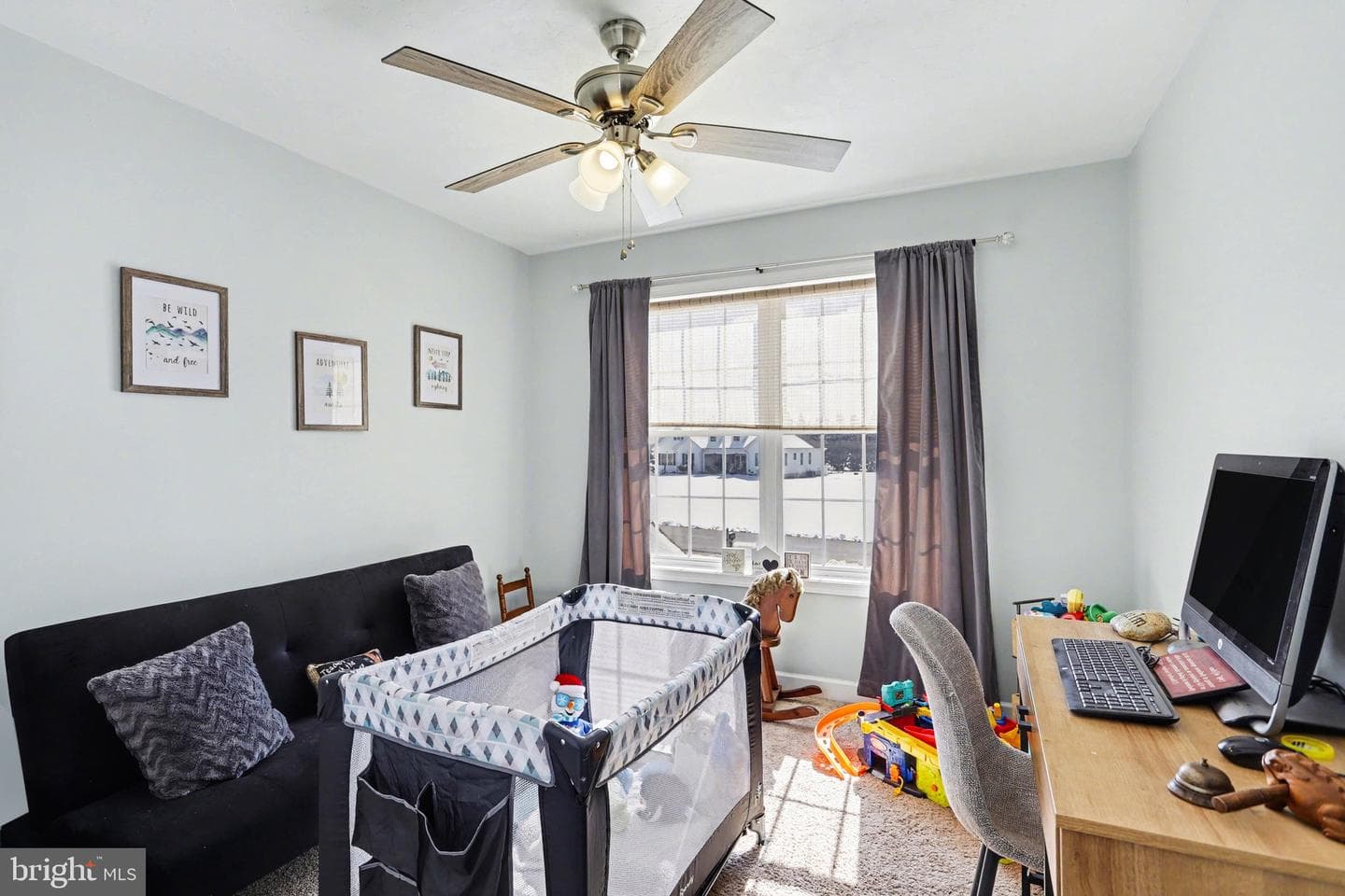 240 Amanda Drive photo 28