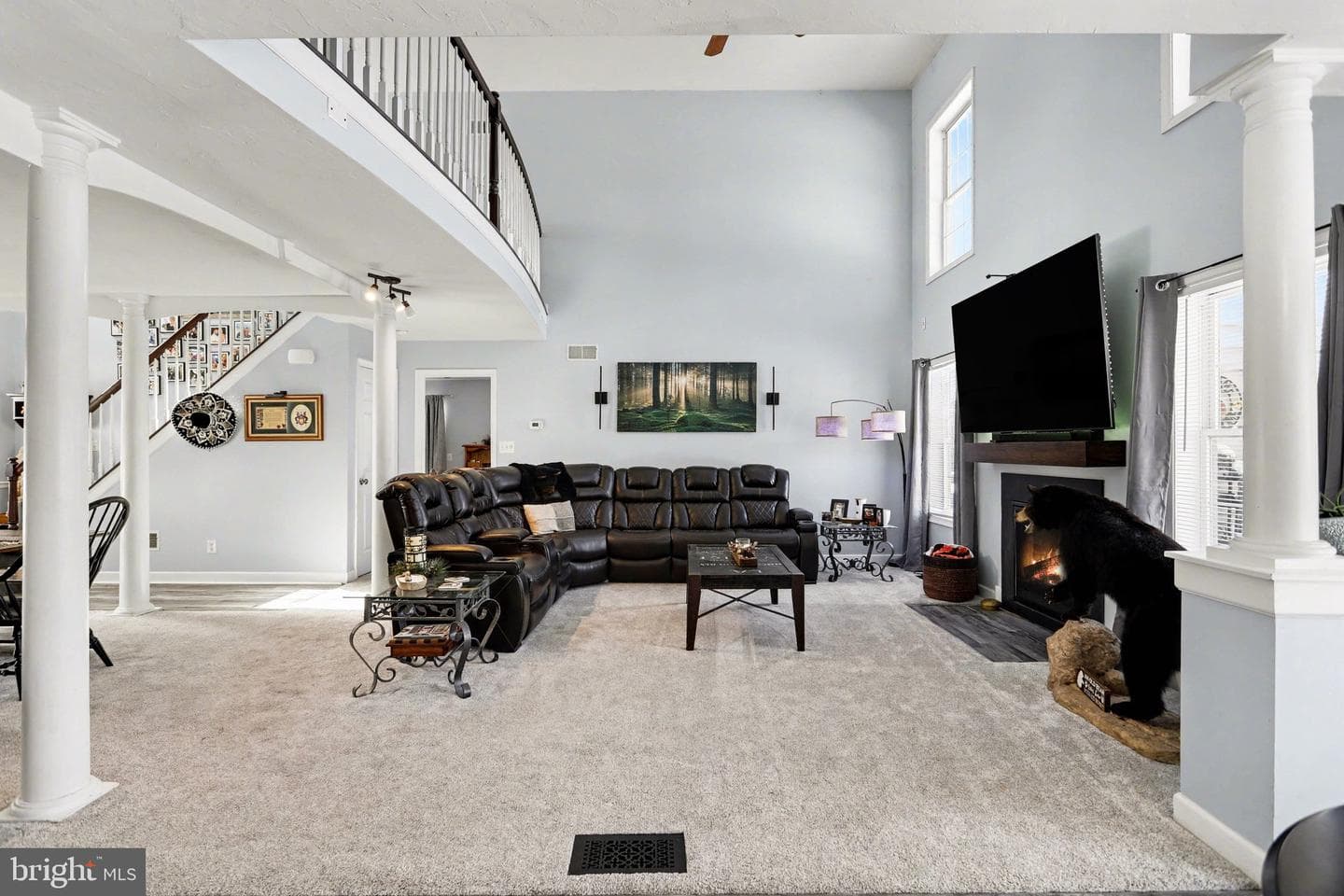 240 Amanda Drive photo 7