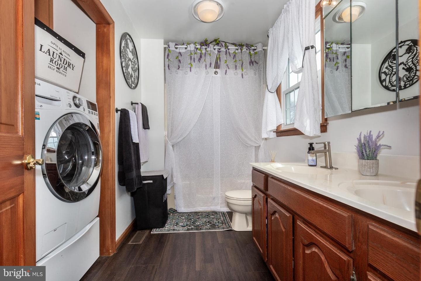 720 W Myrtle Street photo 20